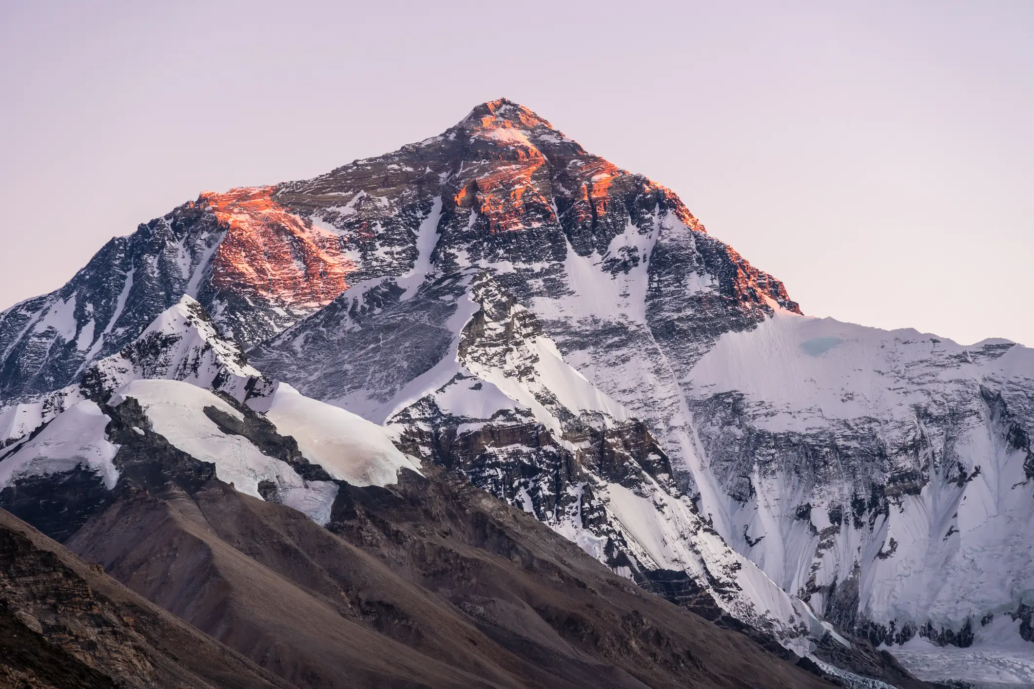 Mount Everest is pretty high, but not high enough to see the curvature of the Earth (Getty Stock Images)