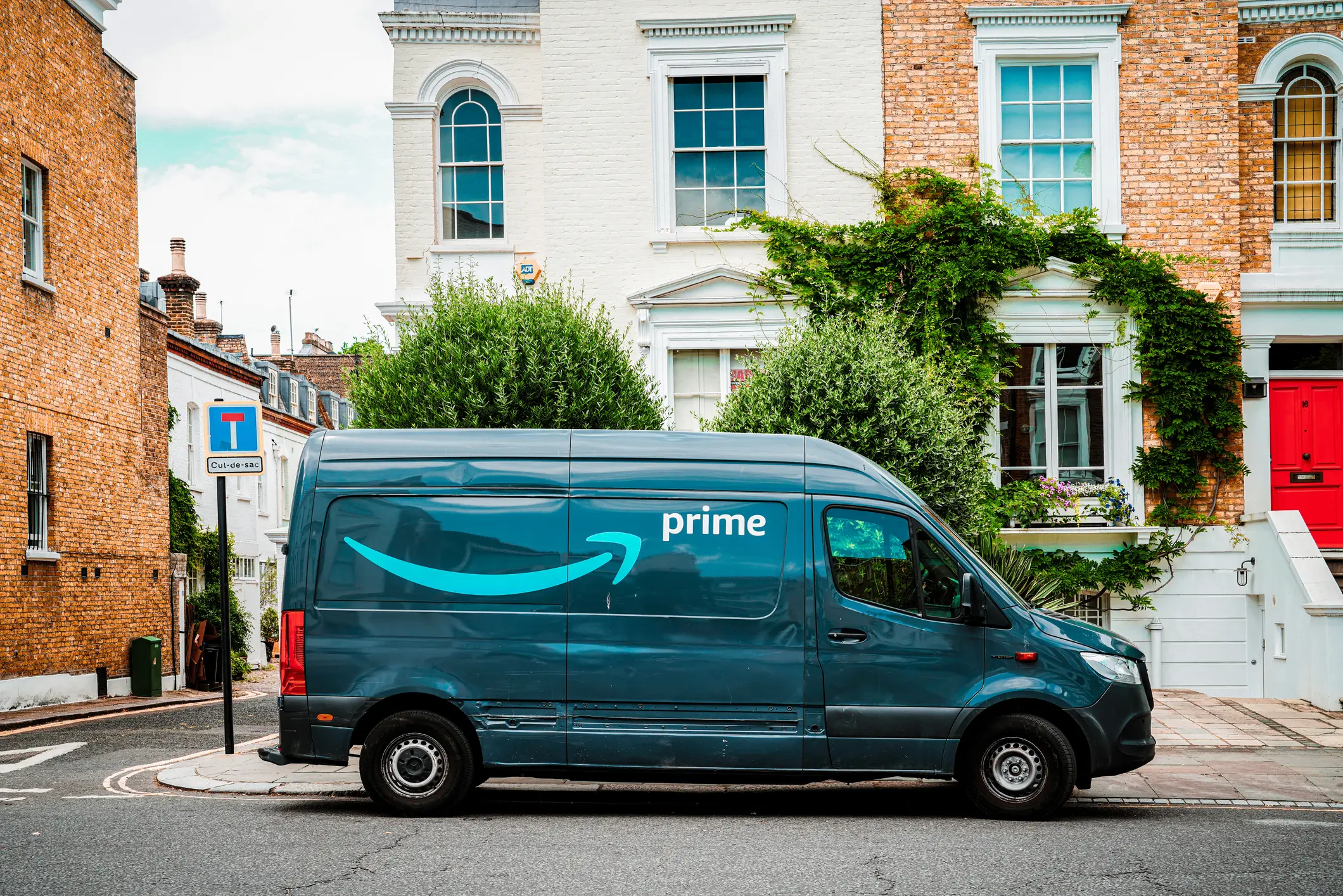 How hard can being an Amazon deliver driver be? (Getty Stock Image)