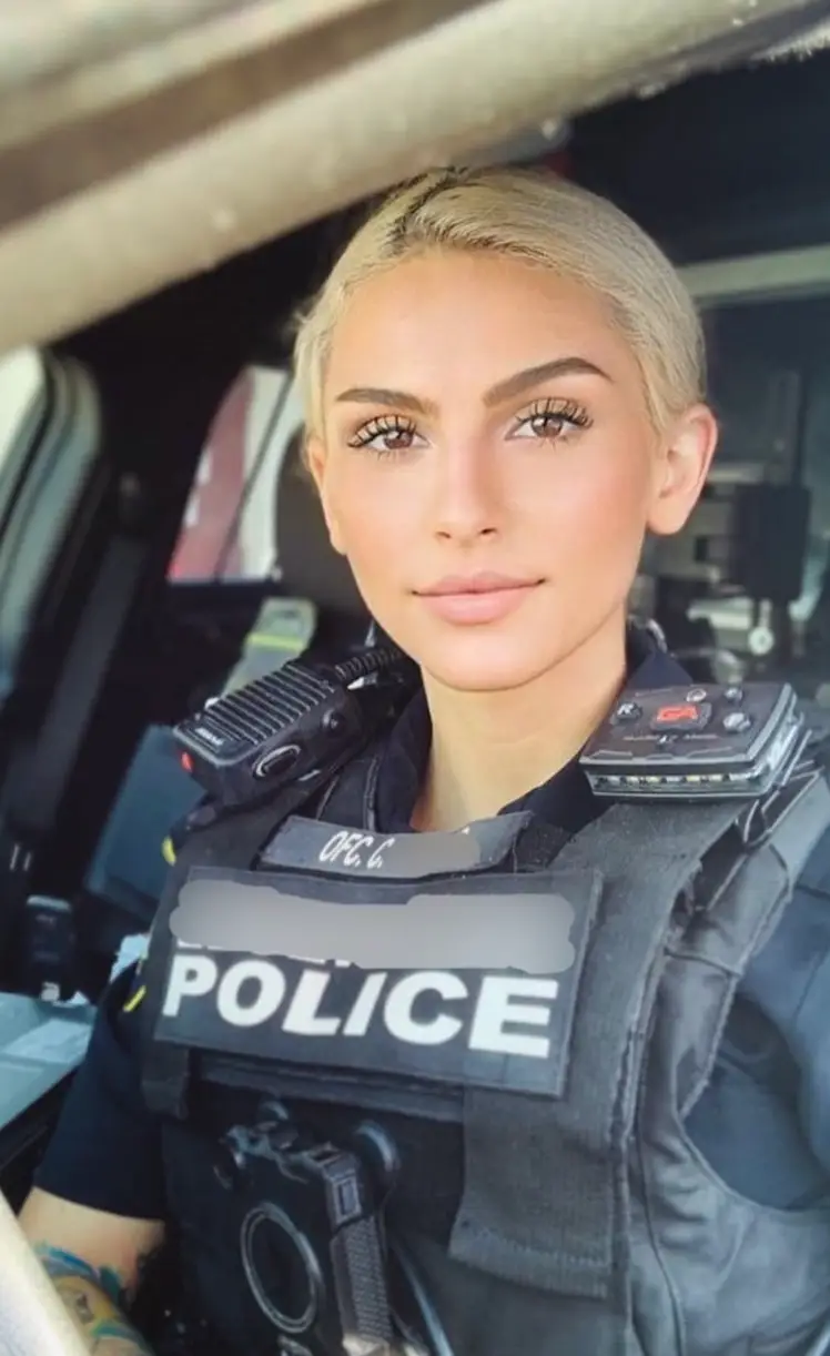 Cece was a police officer for four years before the career change (Instagram/fl_beach_bunny_)