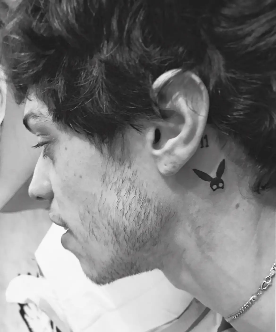 The comedian got several inkings in honour of Grande, including a pair of bunny ears behind his ear (Instagram/@londonreese)