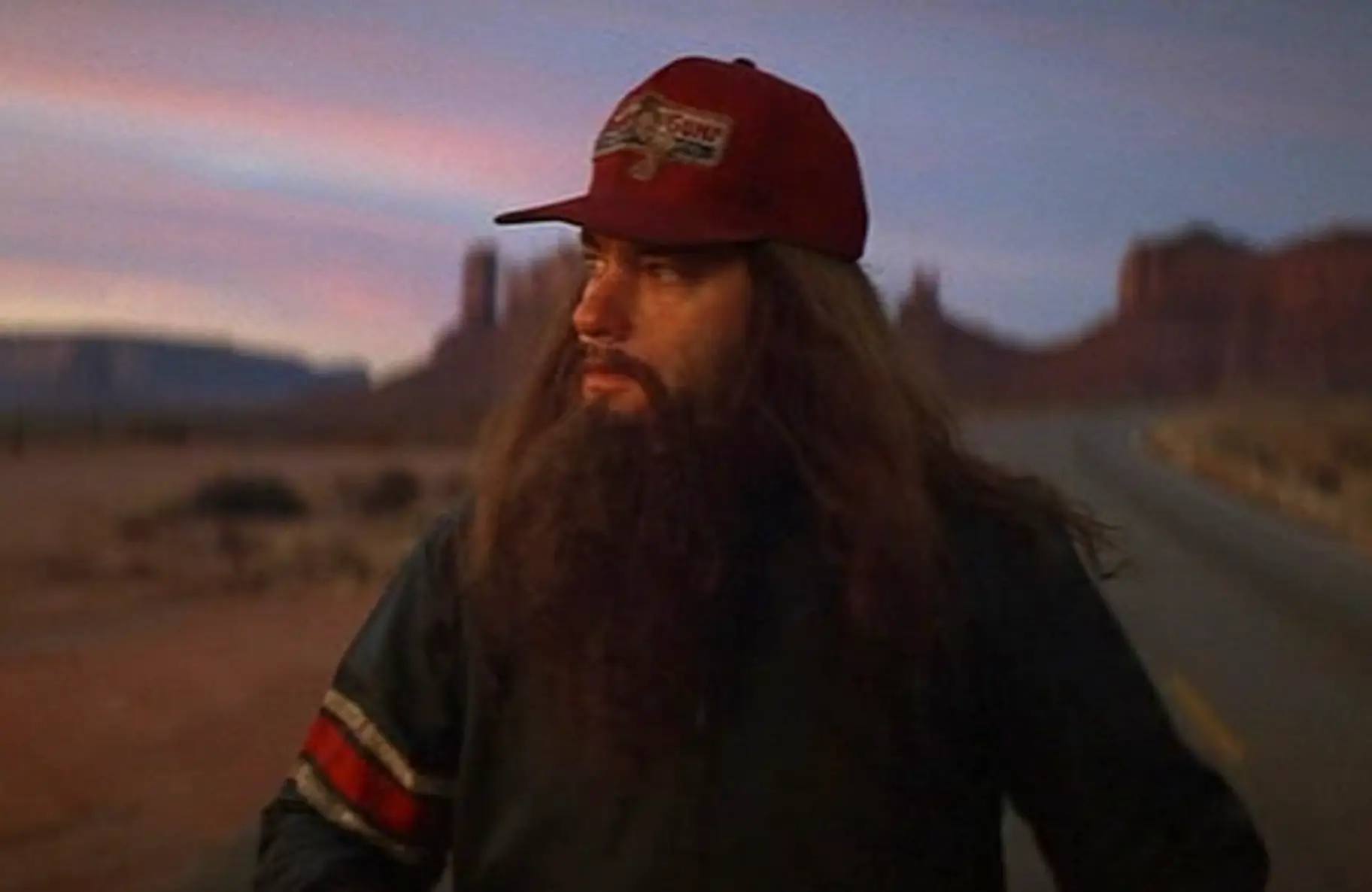 The famous running through America scenes from Forrest Gump almost never happened (Paramount Pictures)