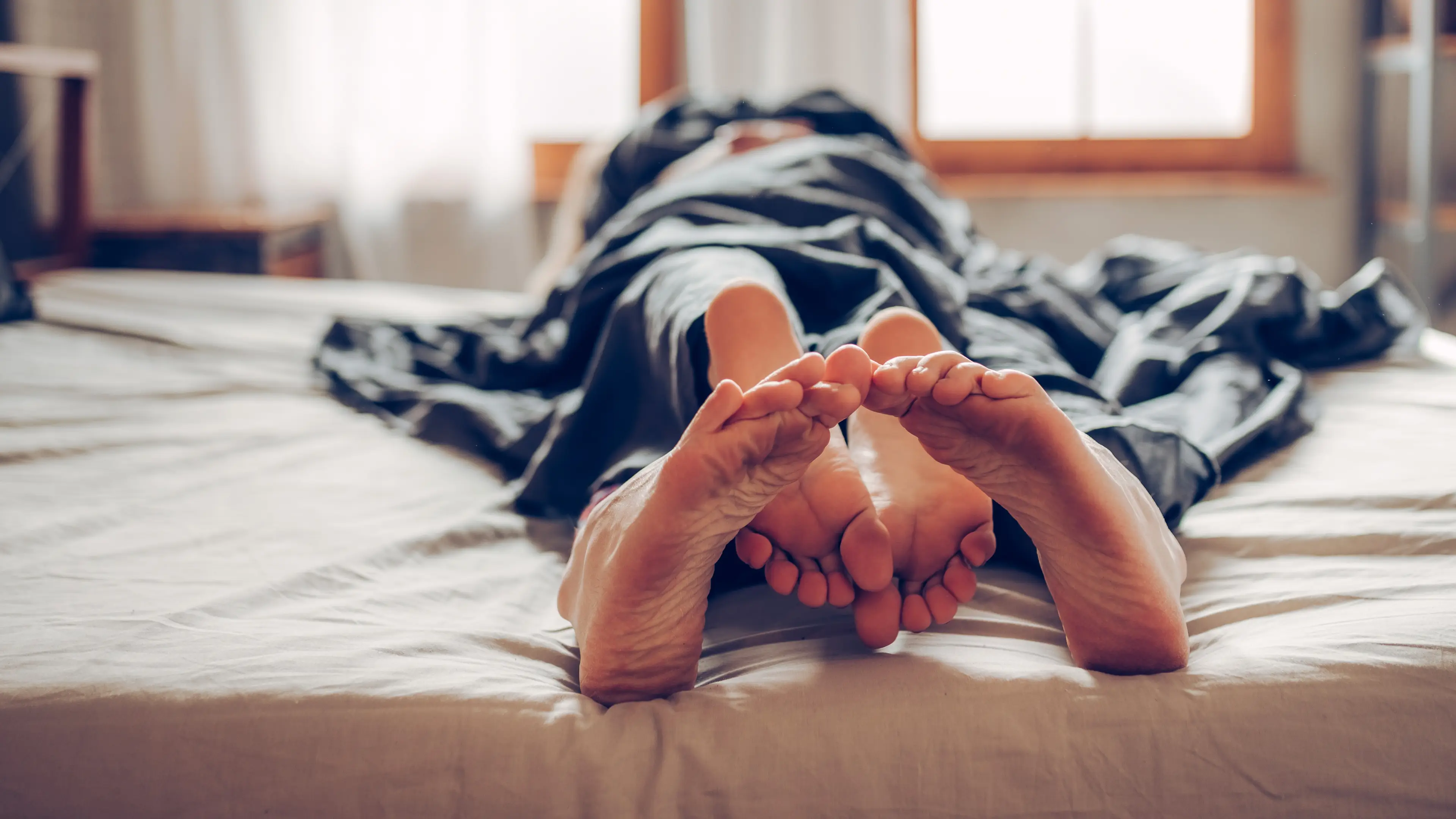 Sex therapist shares one act women 'really want' in bedroom that men keep getting wrong