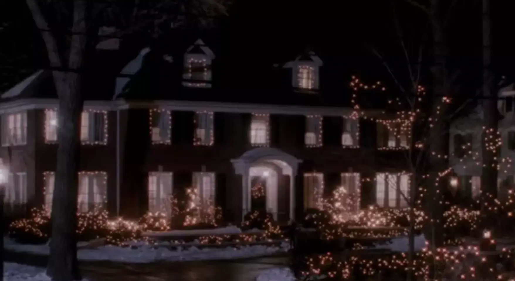 A real house was used for the exterior shots (20th Century Studios)