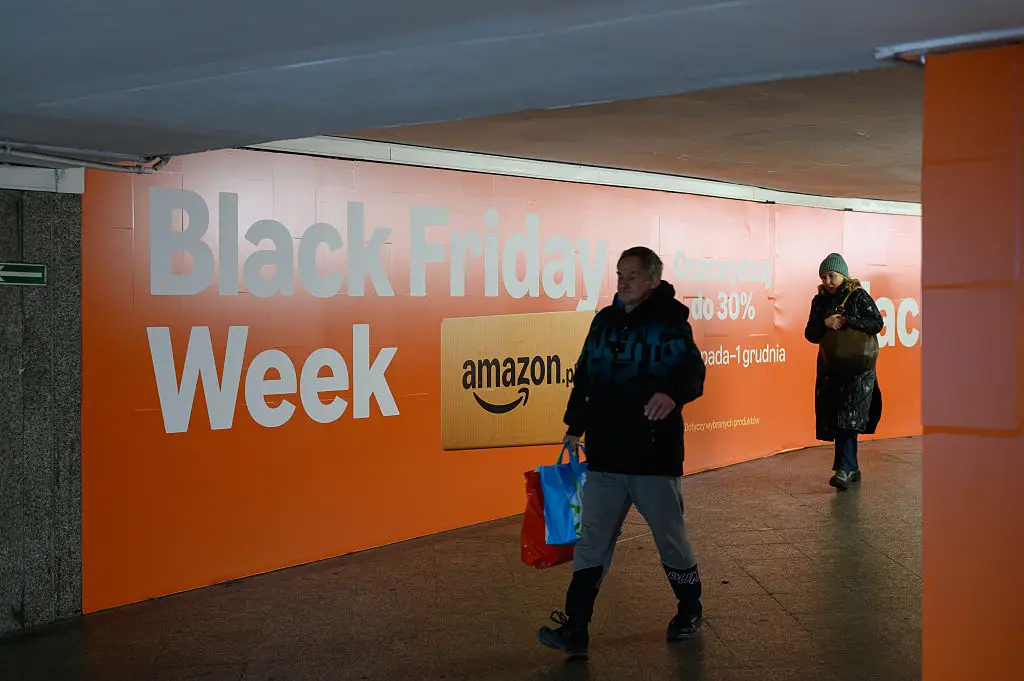 Scammers always target people around sales seasons (Aleksander Kalka/NurPhoto via Getty Images)