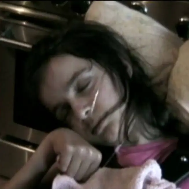 She was just 11 when she ended up in hospital. (Facebook/Victoria Arlen)