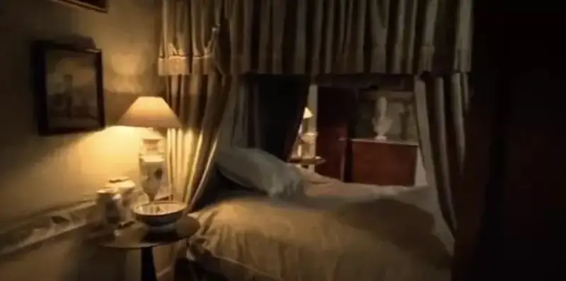 The bed had never been cleaned.