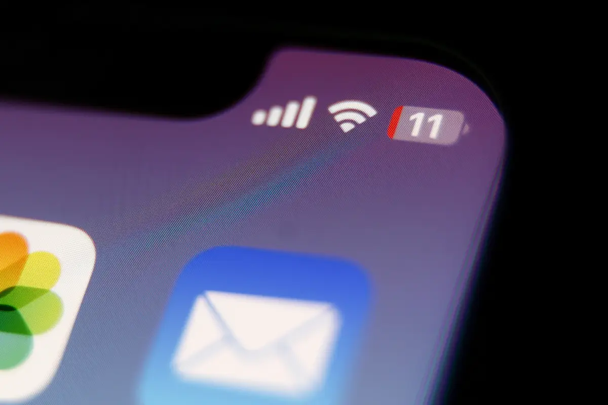 iPhone users are complaining about their battery life (Jakub Porzycki/NurPhoto via Getty Images)