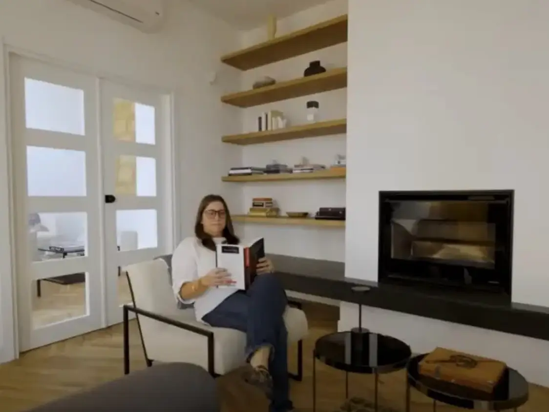 Her £1 house actually cost a lot more to buy, and much more to renovate (YouTube/CNBC Make It)