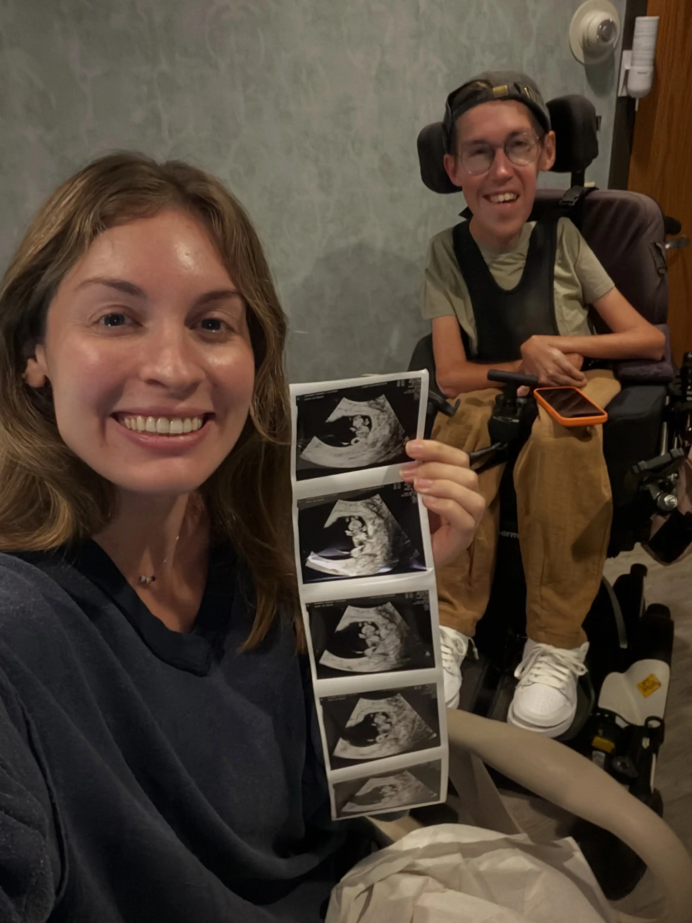 The couple are expecting their first child (Instagram/@hannahayl)