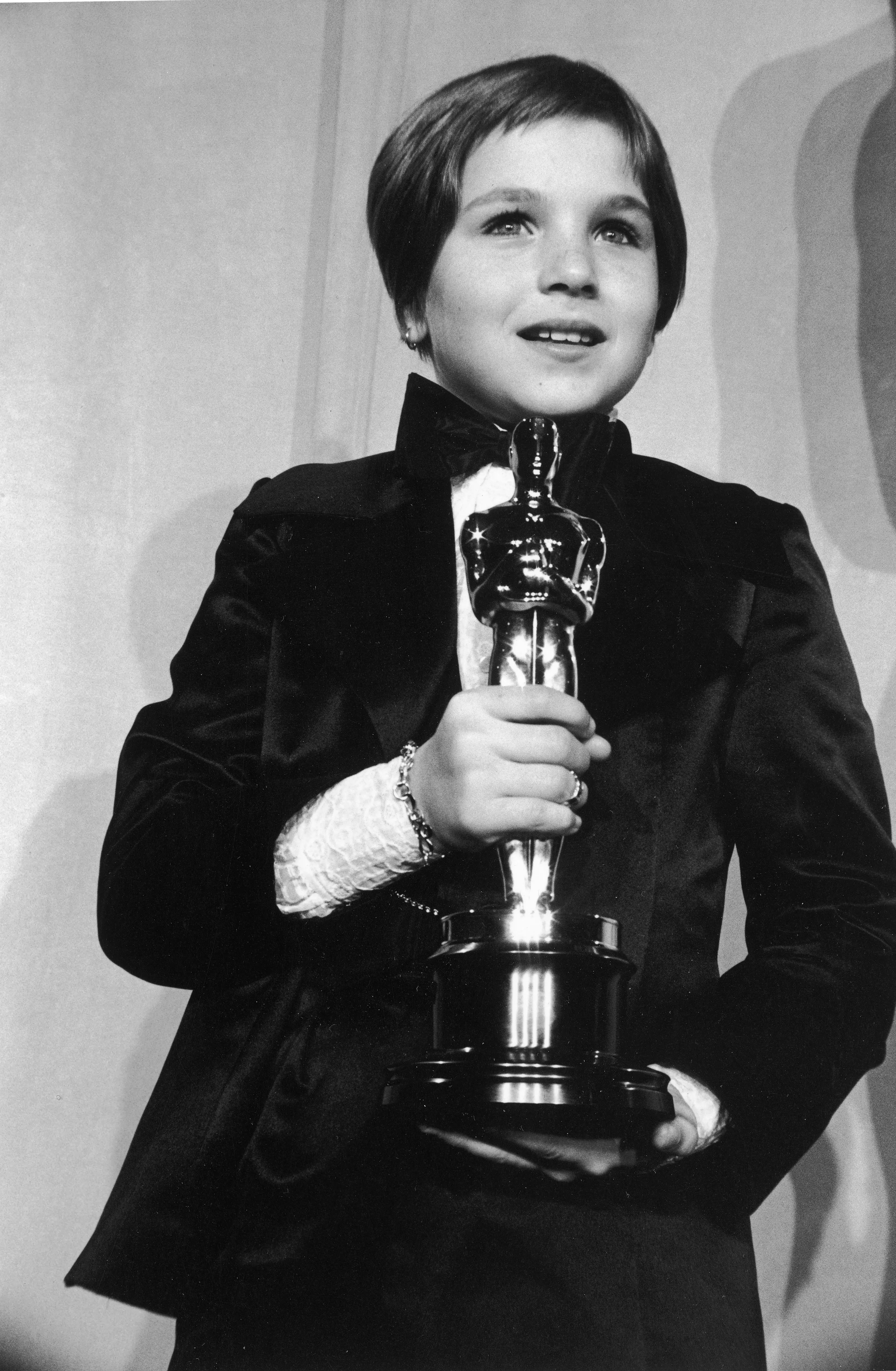 The actress believes her father began resenting her following her 1974 Oscar win (Hulton Archive/Getty Images)