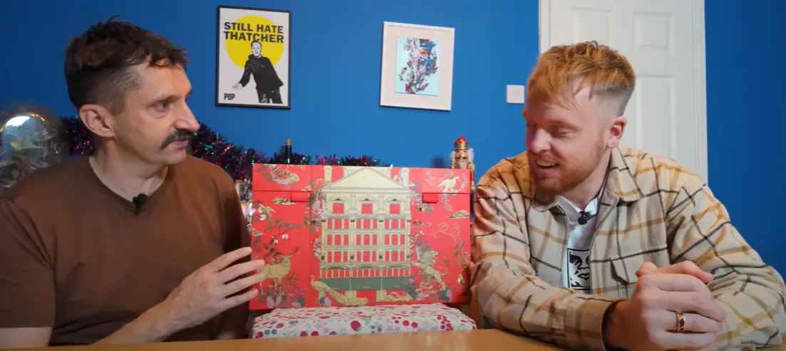 Robbie Knox and JaackMate opened up Harrods' £250 advent calendar (YouTube/@robbieknox)