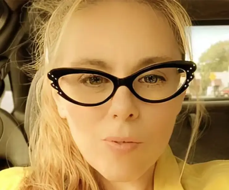 Aimee Betro is accused of being a 'hitwoman' who in 2019 attempted to kill a Birmingham man and his family. (Social Media)