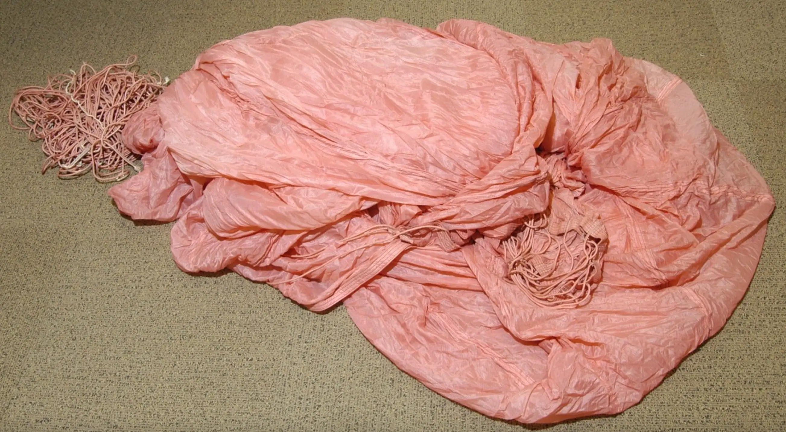 One of the parachutes requested by Cooper that was not used (FBI)