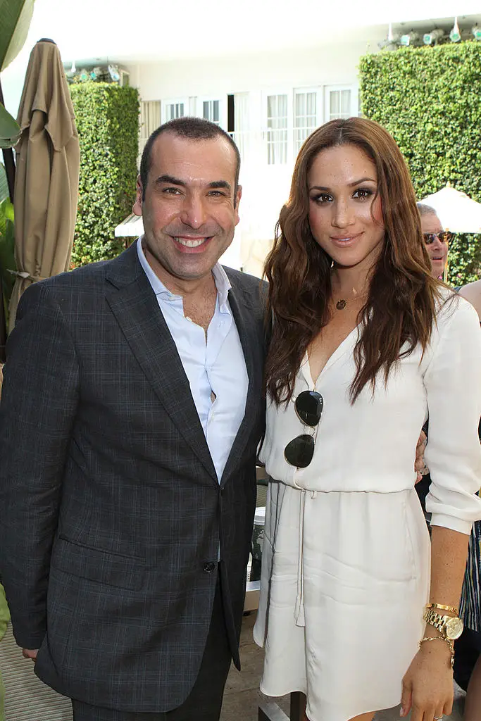Rick Hoffman and Meghan Markle. (Evans Vestal Ward/NBCU Photo Bank/NBCUniversal via Getty Images)