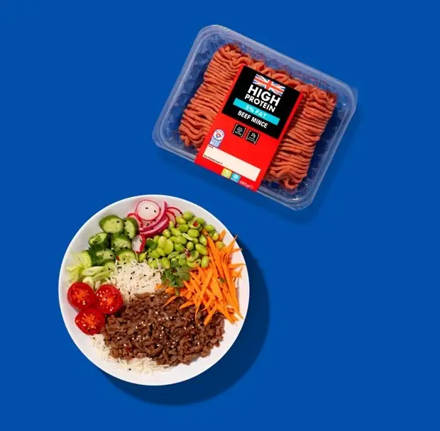 It combines minced beef with pea protein and other preservatives (Lidl)