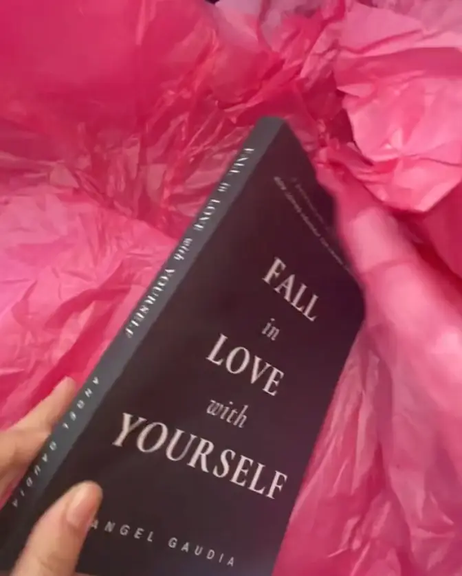 The book may have been a nice gesture, but many thought it was too late in the comments.