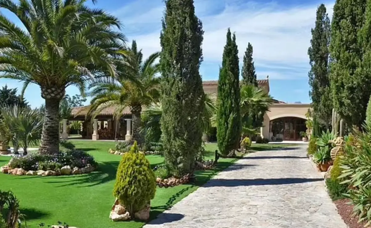 It once belonged to artist Rolf Knie. (PRP Real Estate)