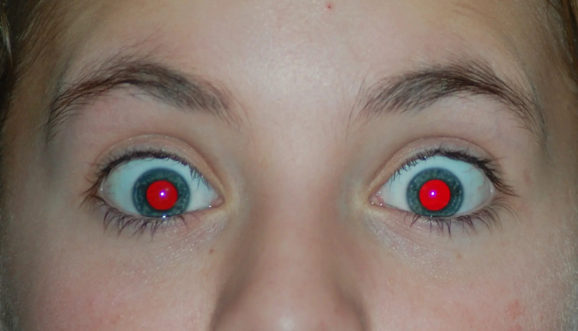 The weird reason for the red-eye effect has creeped people out.