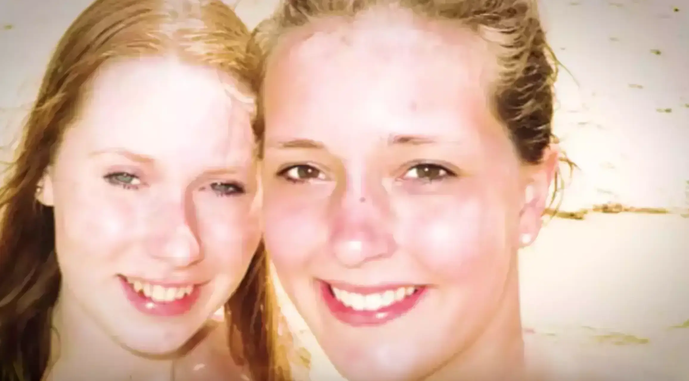 Kris Kremers and Lisanne Froon went missing after heading off on a hike in the jungle in Panama (YouTube)