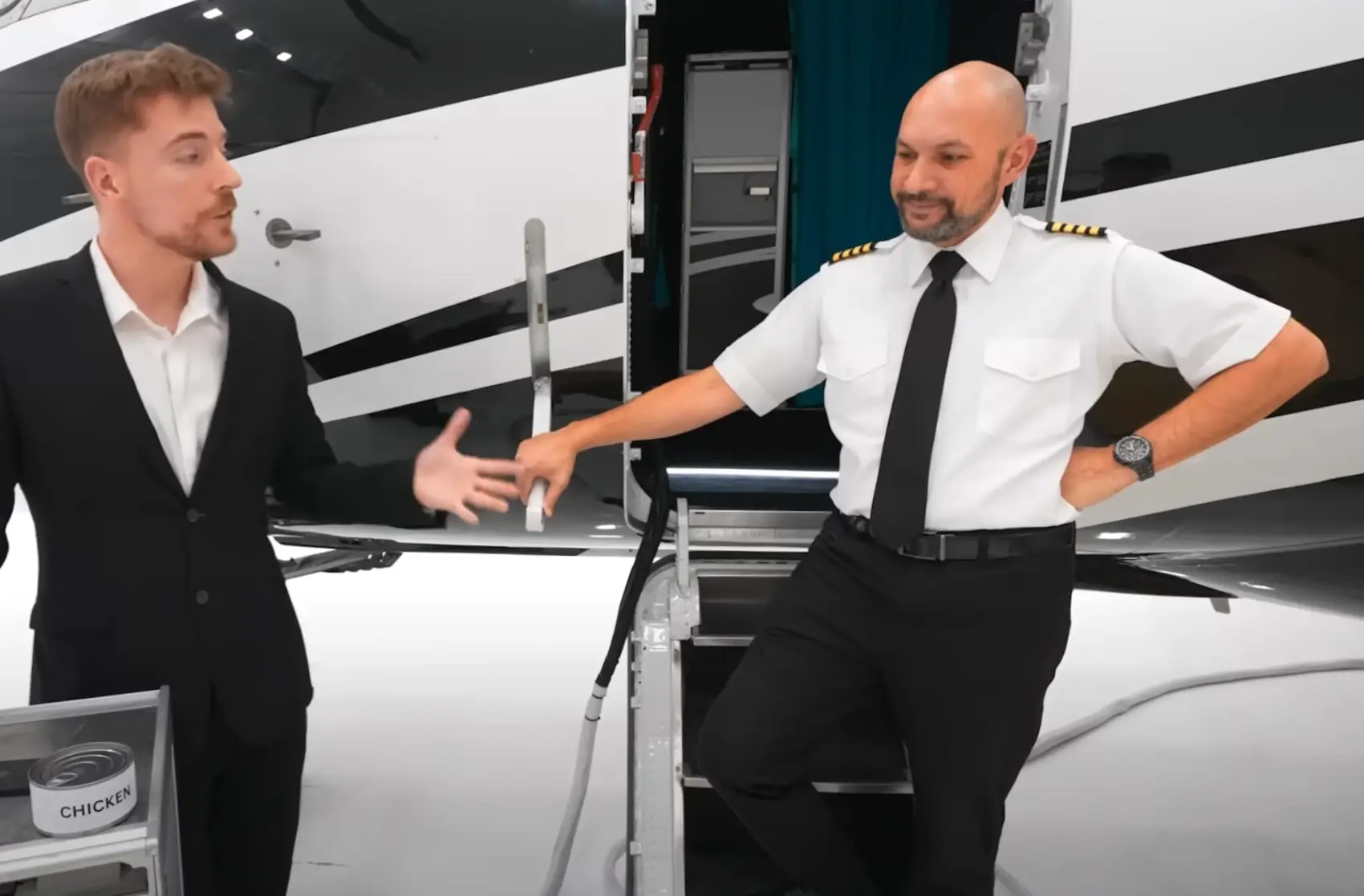 Armando had to live on the private jet for 100 days in order to win it (YouTube/MrBeast)