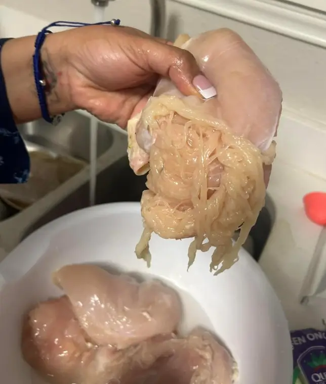 People have been shocked to learn what spaghetti chicken is.