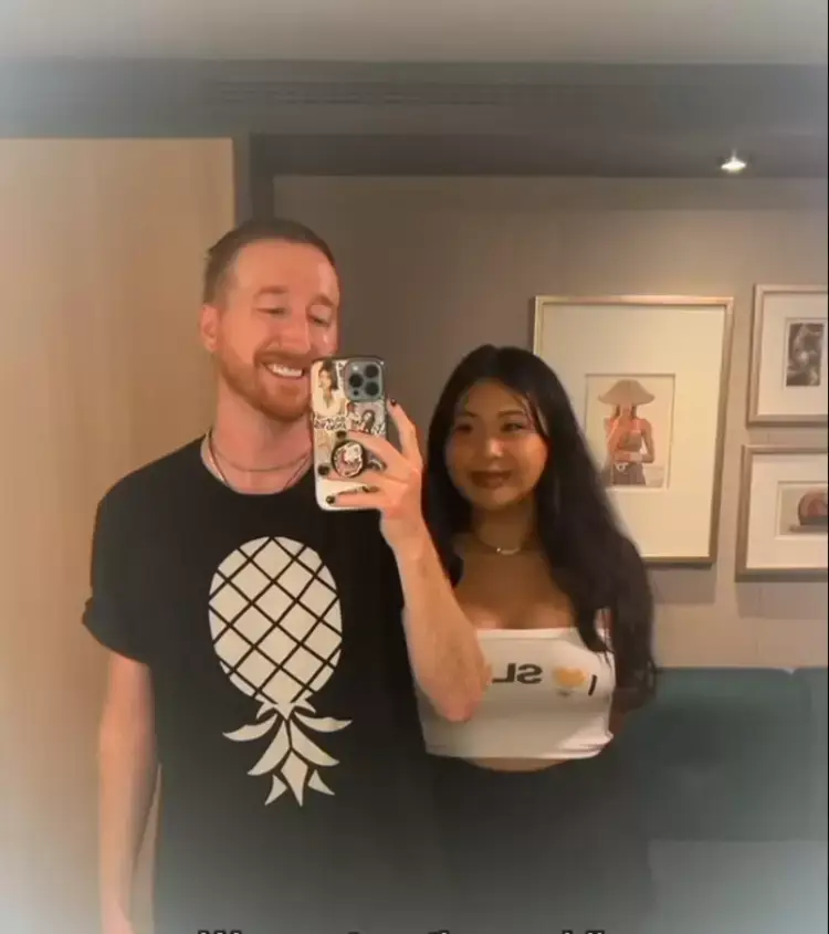 Bella and Jase have been swinging for years (Instagram/@4ourplay.official)