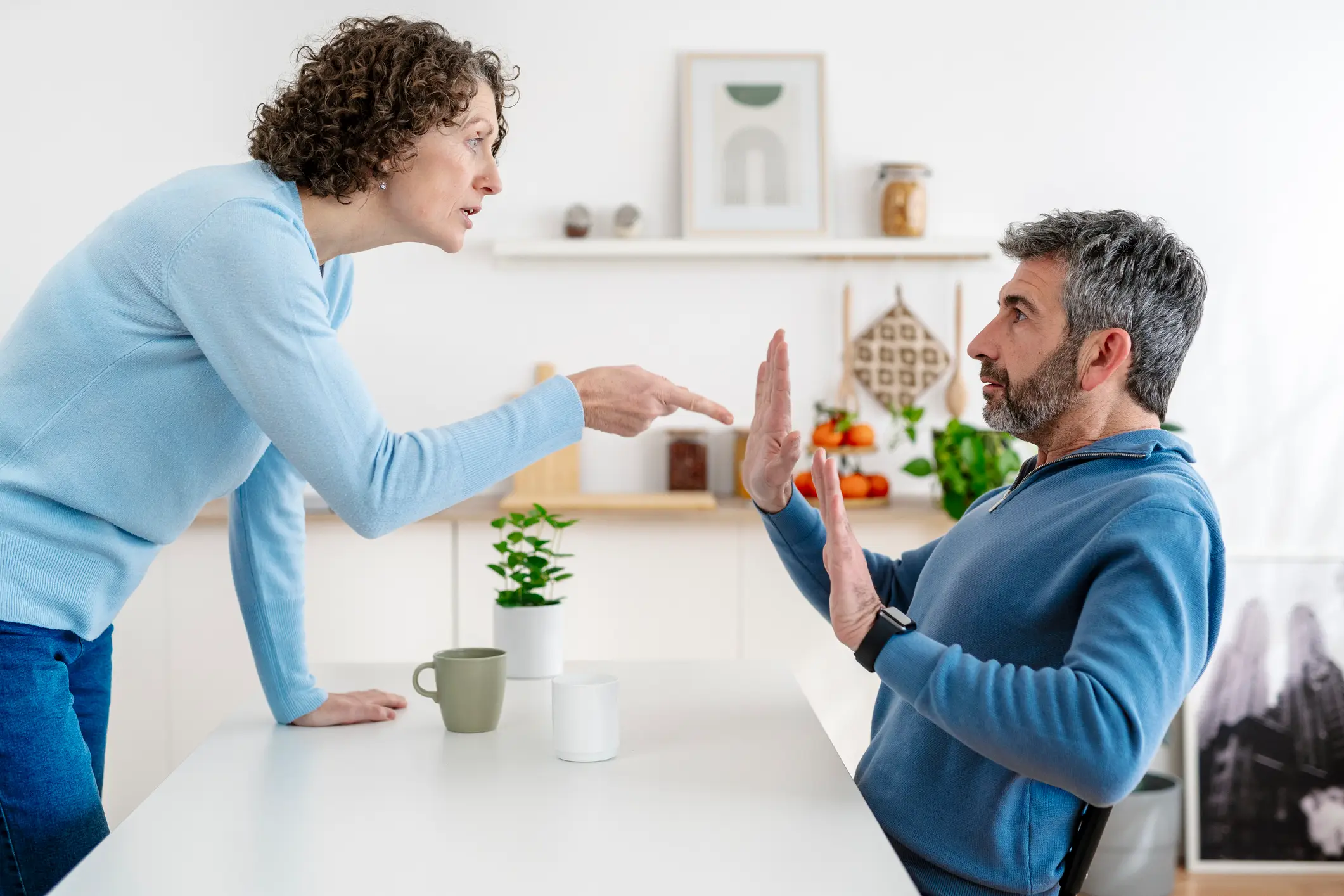 Lengthy bathroom breaks may be causing rows in relationships (Getty Stock)