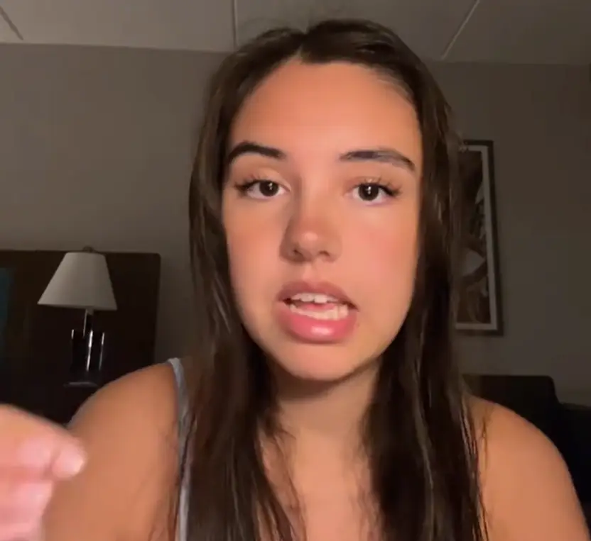 She said she did feel many emotions, but they were 'muted' compared to other people. (TikTok/@victhepath)