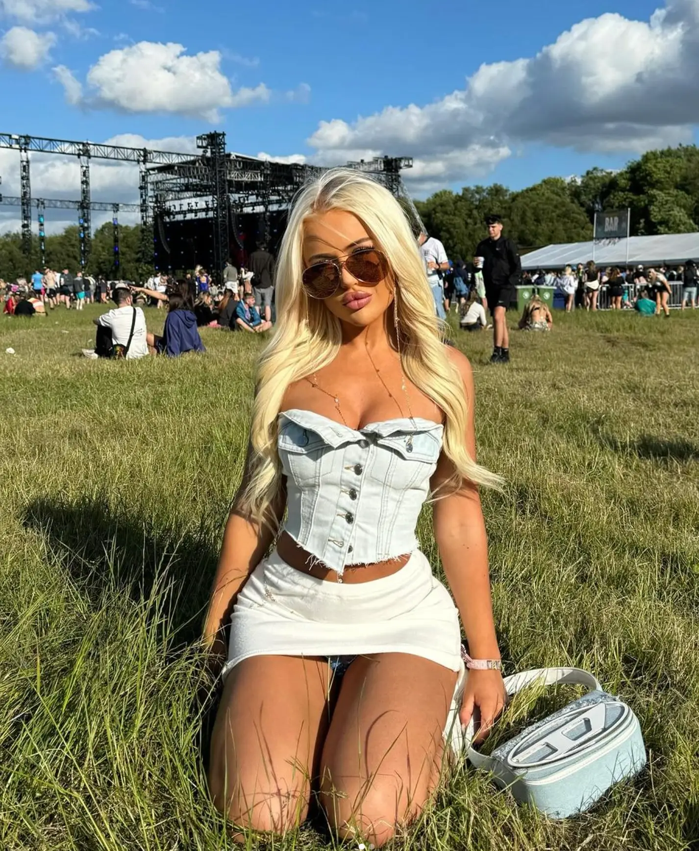 Belle Olivia revealed that she made serious money from one single OnlyFans video (Instagram/@belleolivia3x_)