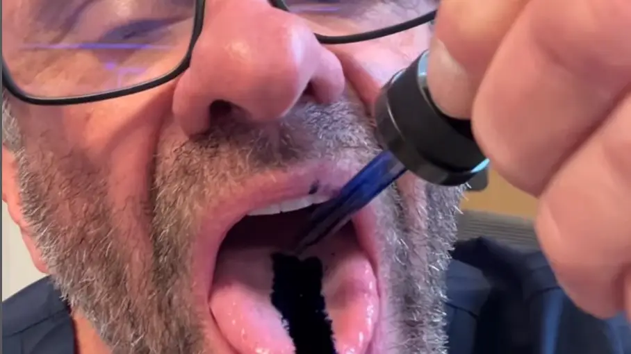 Instagram/@elovelle_store_