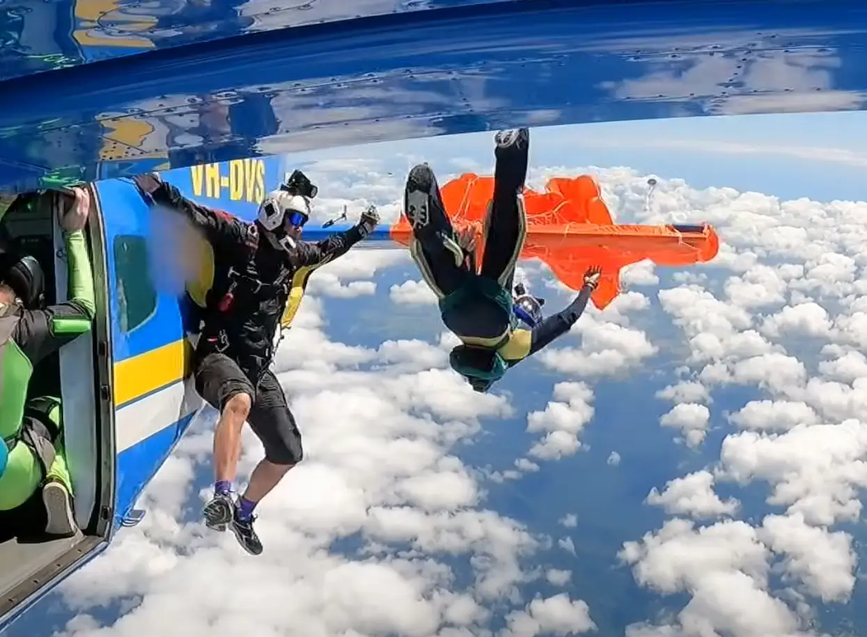 They had to cut themselves free (ATSB)