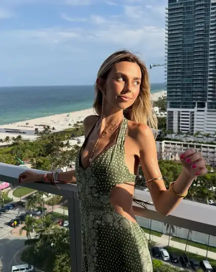 Sydney amassed a huge online following (Sydney Towle / Instagram)