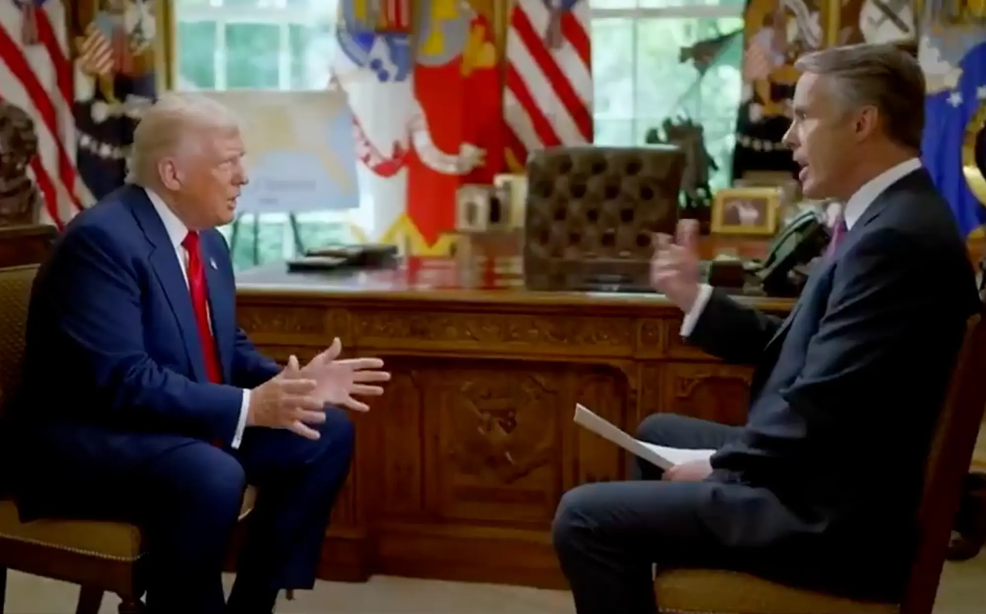 The 'accordion gesture' is a sign that the president was disgruntled (ABC News)