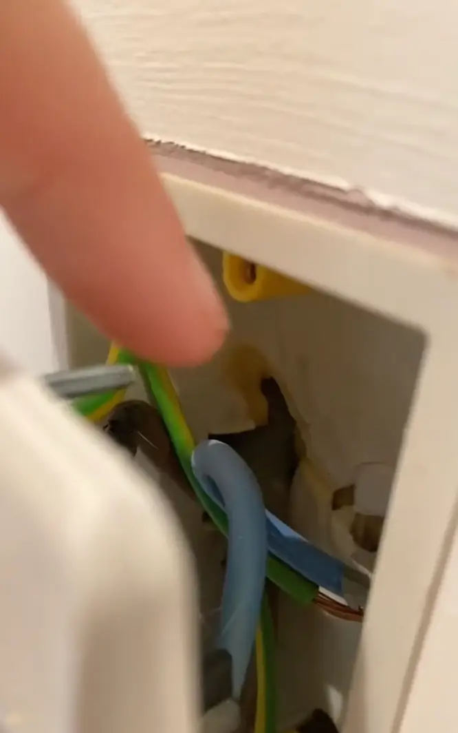 Claudia said the odour hung around for weeks.