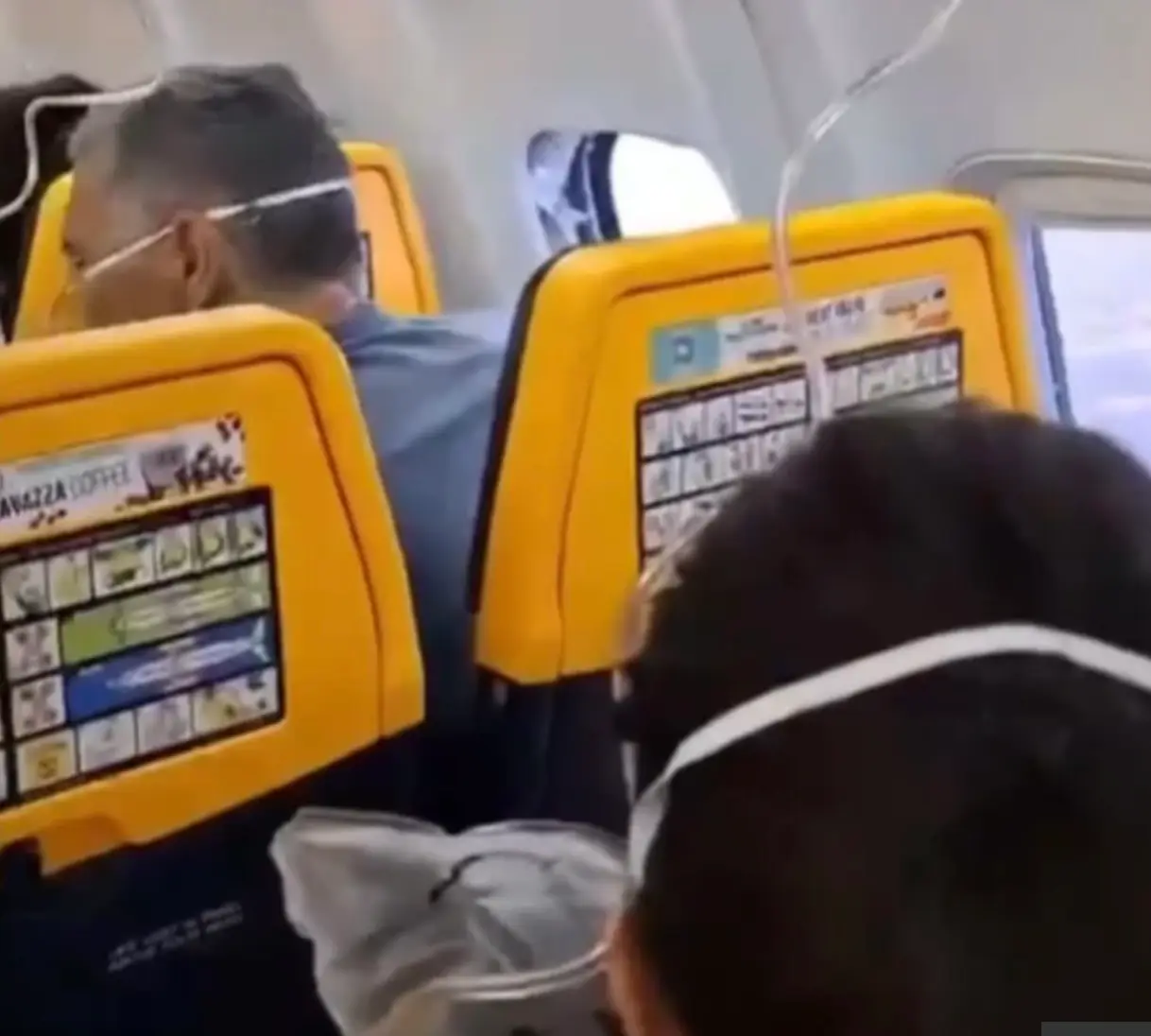 Footage shared online shows the broken window on the Ryanair flight (X)