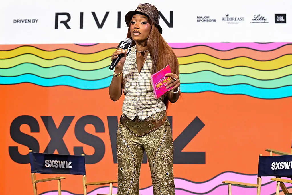 Palmer was speaking at an event before the awkward moment (Astrida Valigorsky/Getty Images)