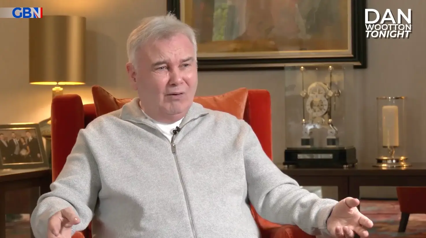 Holmes said the moment was highly 'choreographed'.