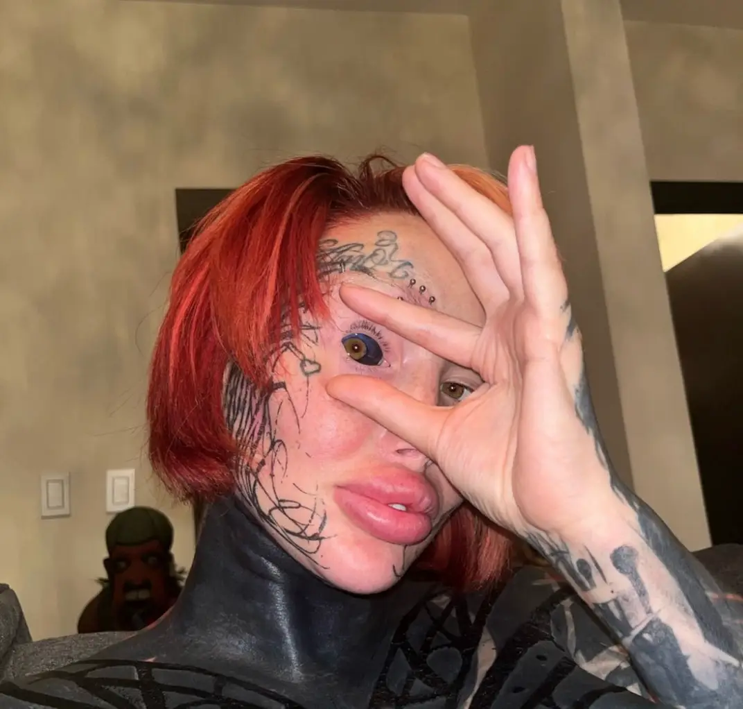 The self-confessed surgery addict got her eyeball tattooed in May (Instagram/@1800leavemaryalone)