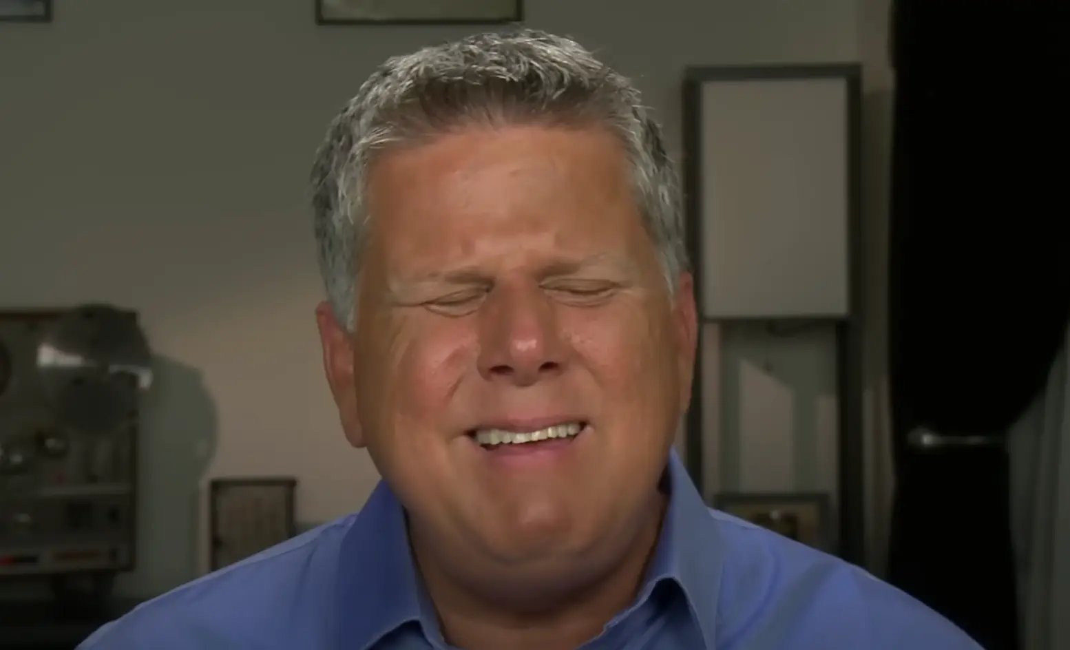 He admitted that he's baffled by the idea of sight (YouTube/The Tommy Edison Experience)