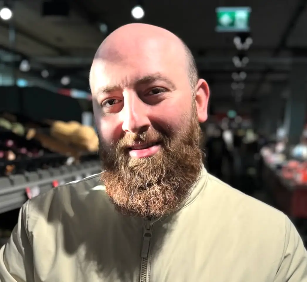 Mischa Badasyan's year-long sexual experiment left a lasting impact on him (Instagram/@mischabadasyan)