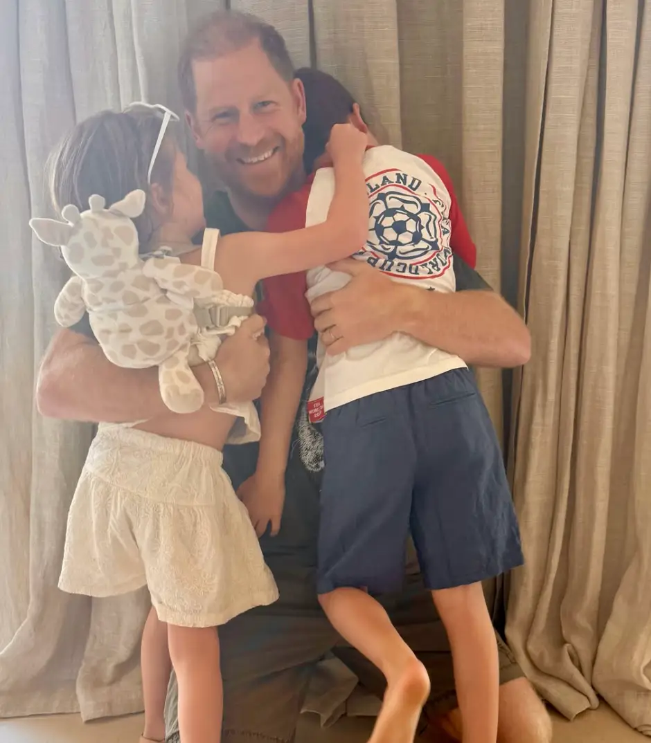 If the trip goes ahead, it would be the family's first visit in four years. (meghan/Instagram)