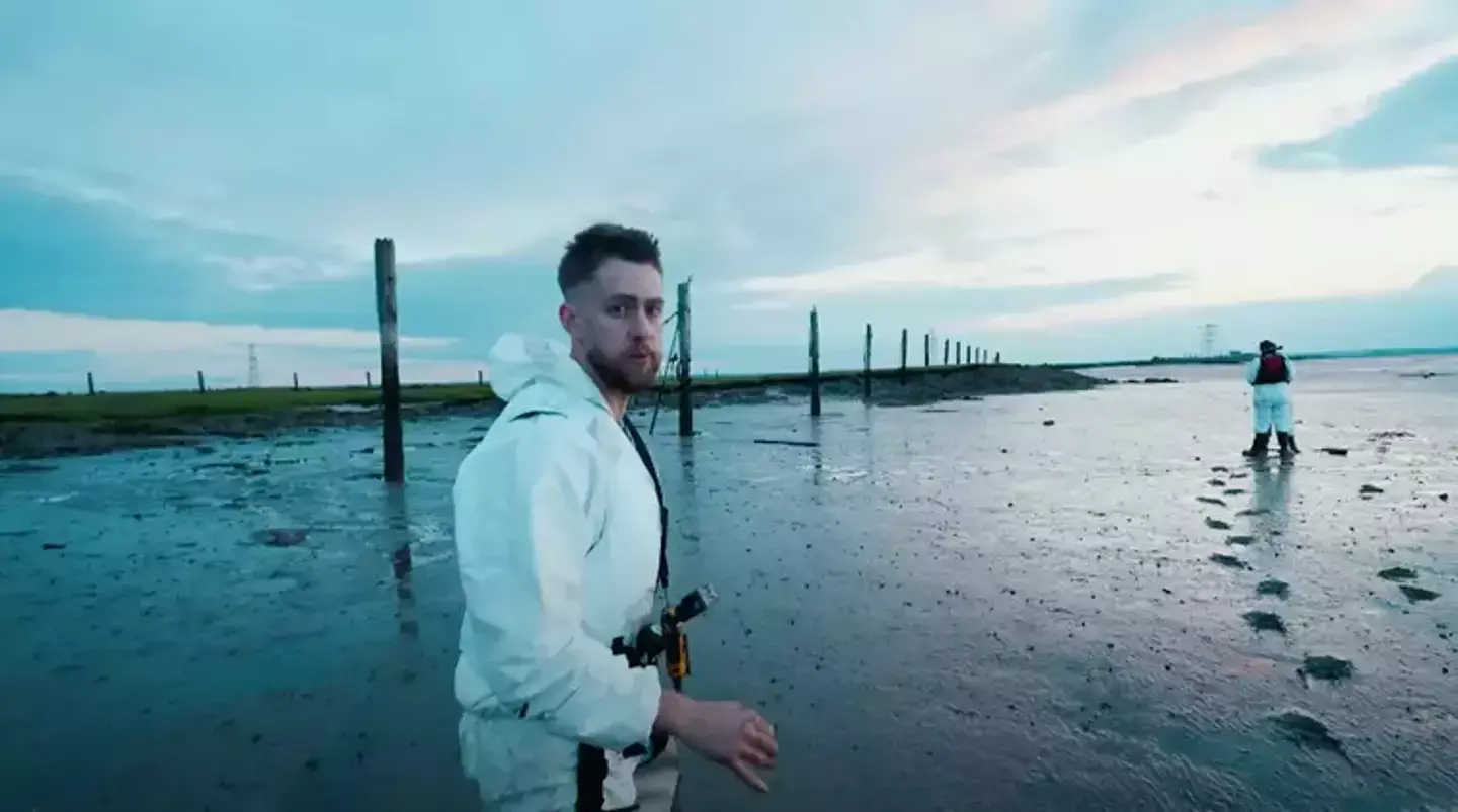 YouTuber Dara Tah was left feeling creeped out by his visit (YouTube/Dara Tah)