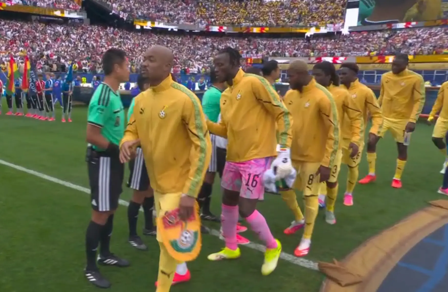 The broadcast only included footage of Partey's teammates doling out handshake (BBC)