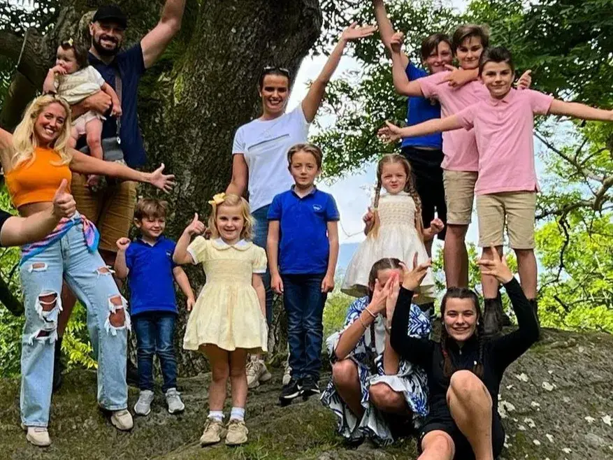 Gen Z teenagers everywhere are part-taking in this trend.