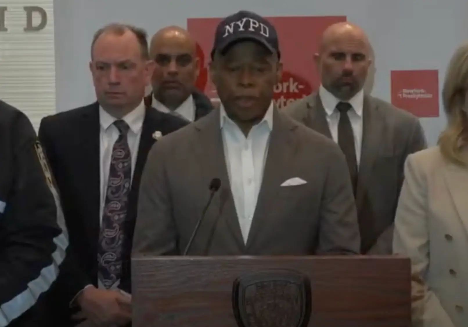 The May of New York gave an emotional statement following the shooting (YouTube/NYPD)