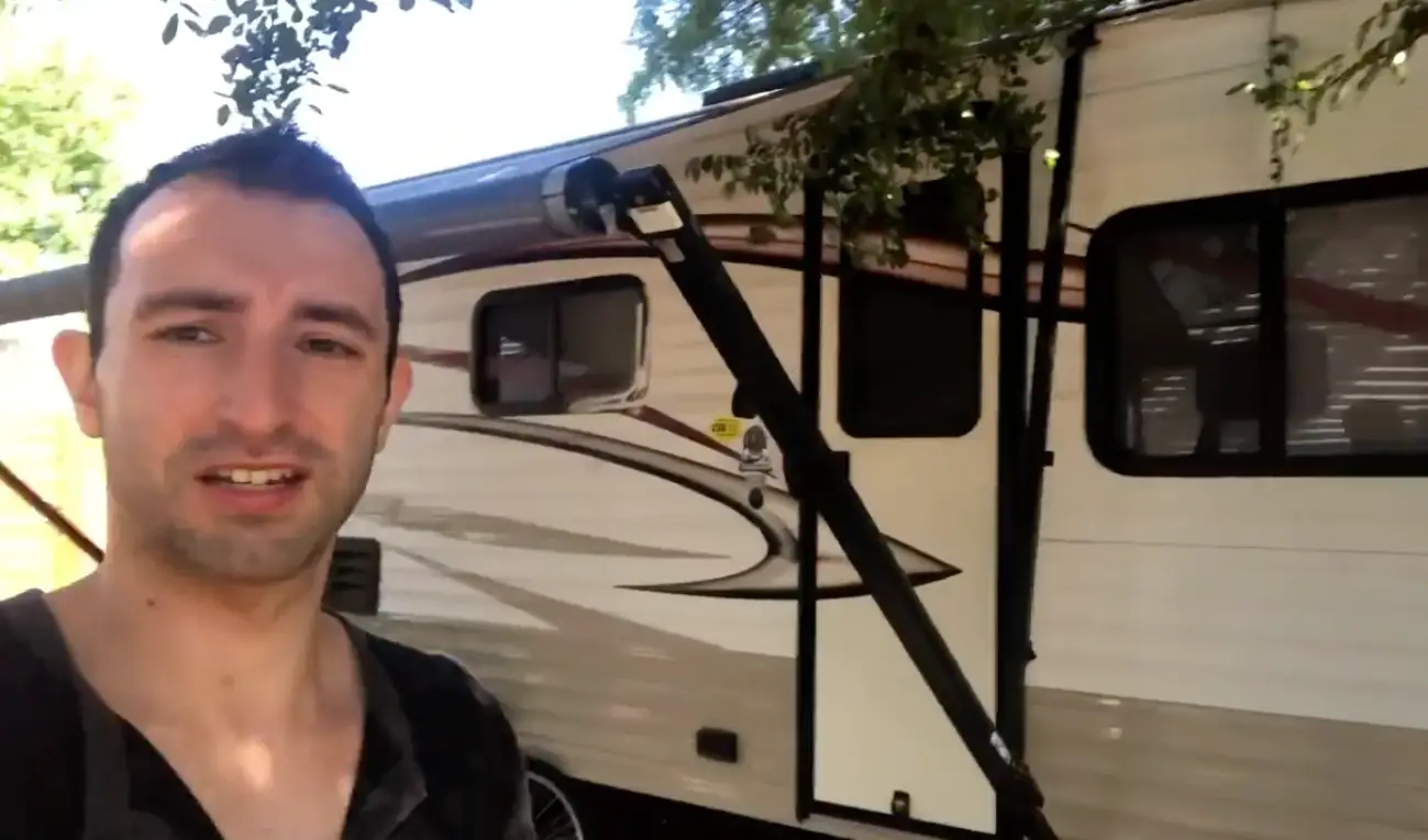 Fortunately a stranger let Mike stay in his RV for free (YouTube/Mike Black)