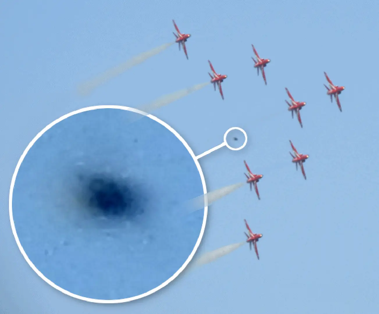 UFO investigator John Mooner believes he caught aliens on camera.