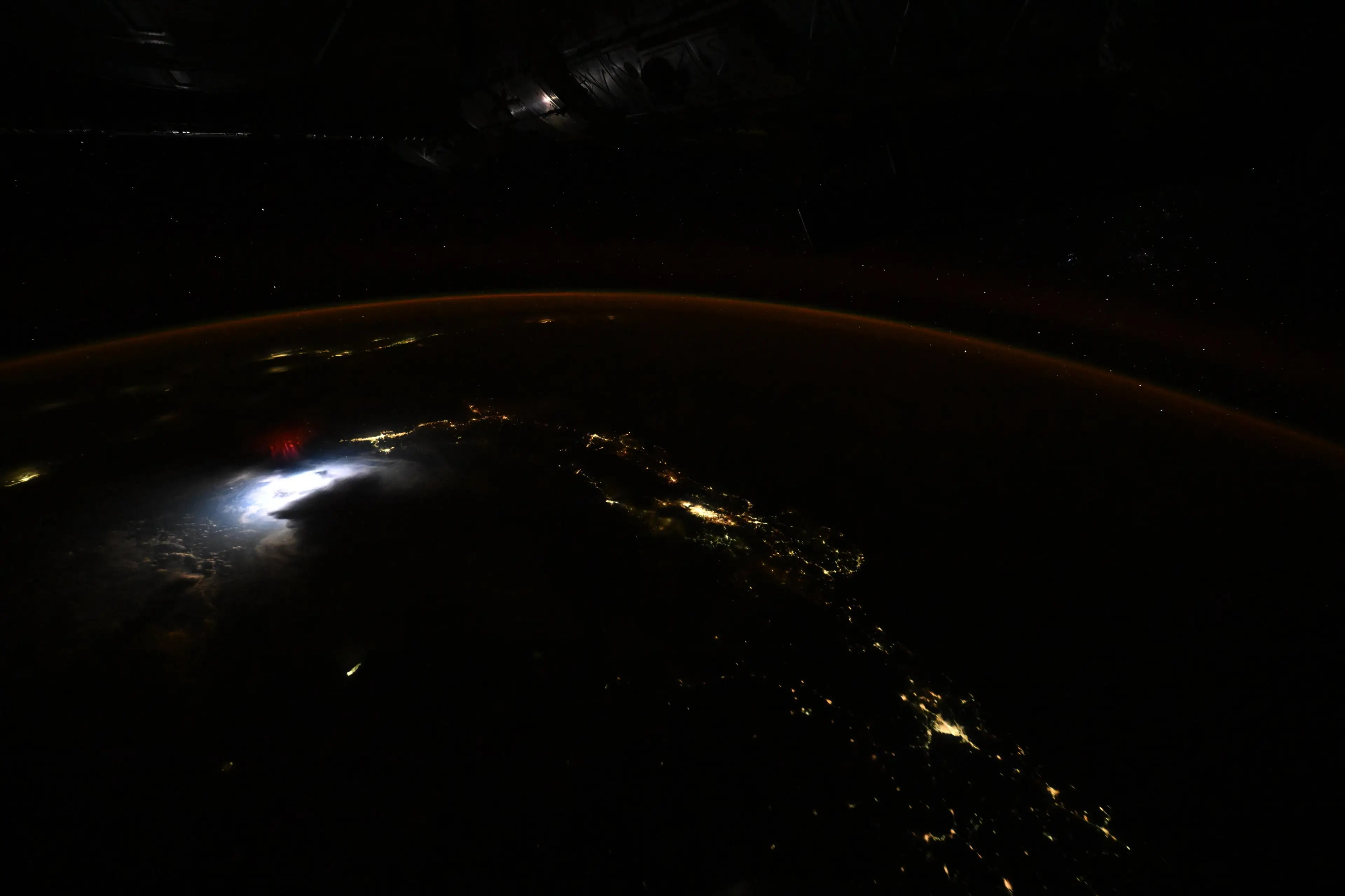 Nichole Ayers explained the phenomenon (X/@Astro_Ayers)