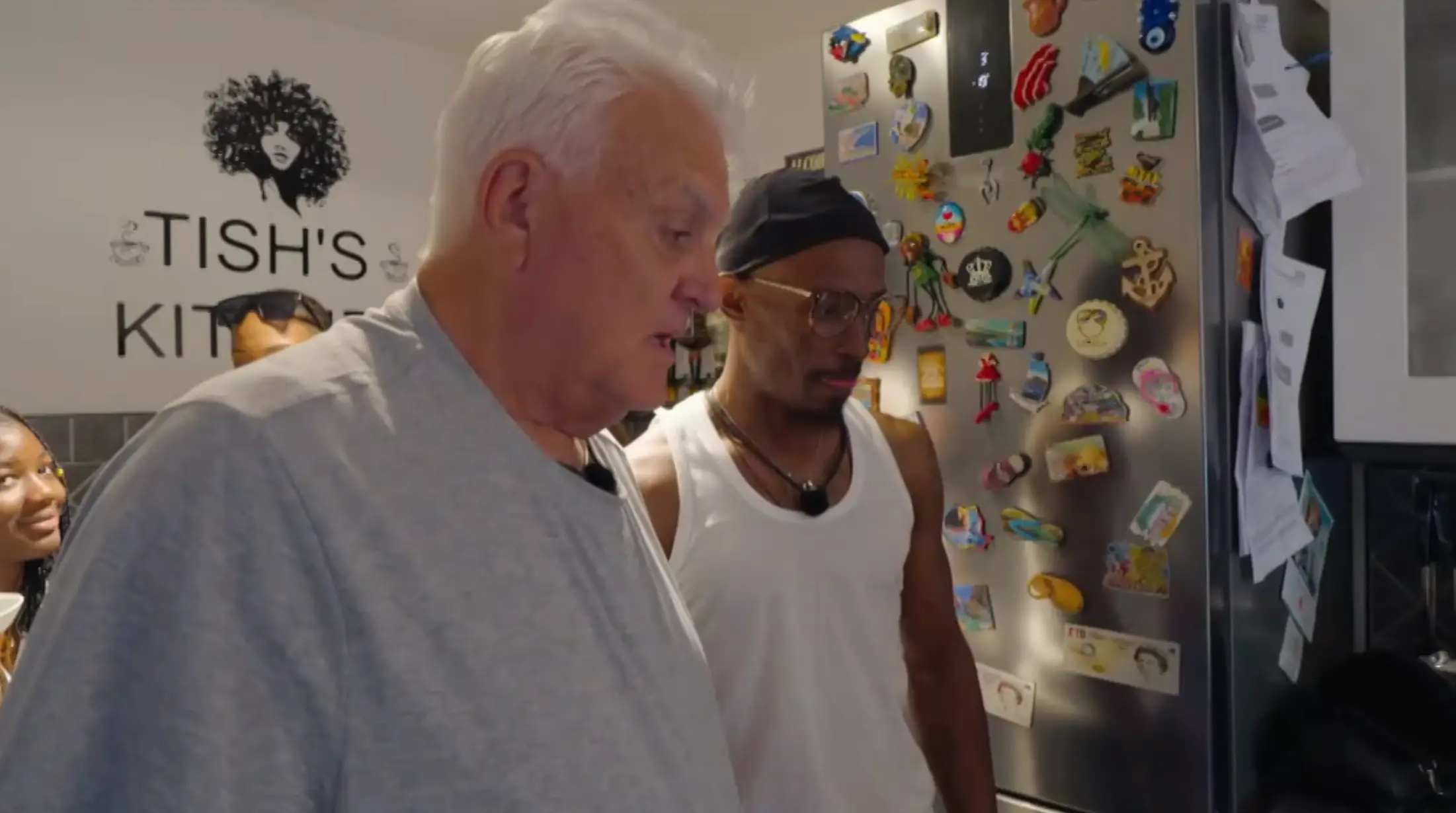 The pair handcuffed together for the longest time win £100,000 (Channel 4)