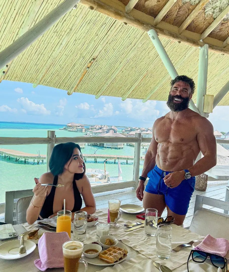 Dan Bilzerian has made a name for himself thanks to his lavish lifestyle (Instagram/@danbilzerian)